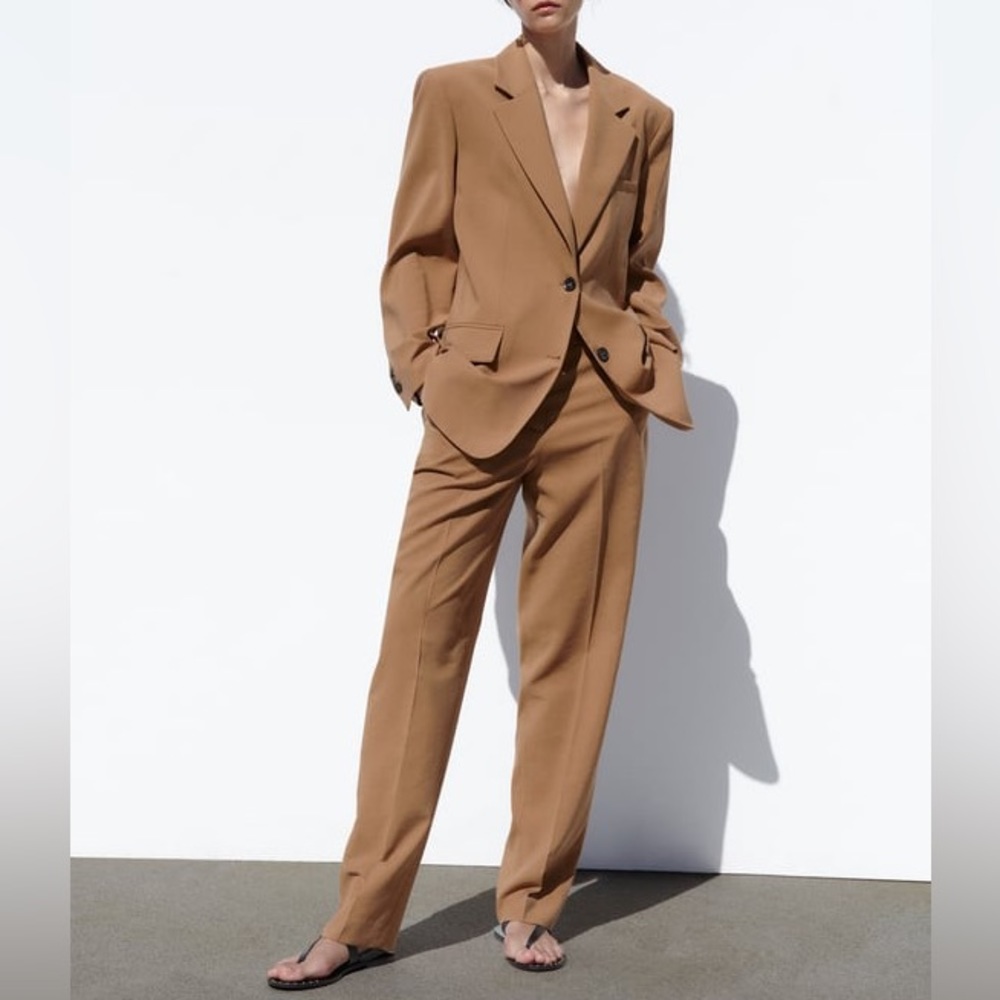 STRAIGHT LEG PANTS